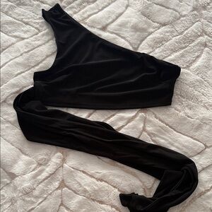Black One-Shoulder Top